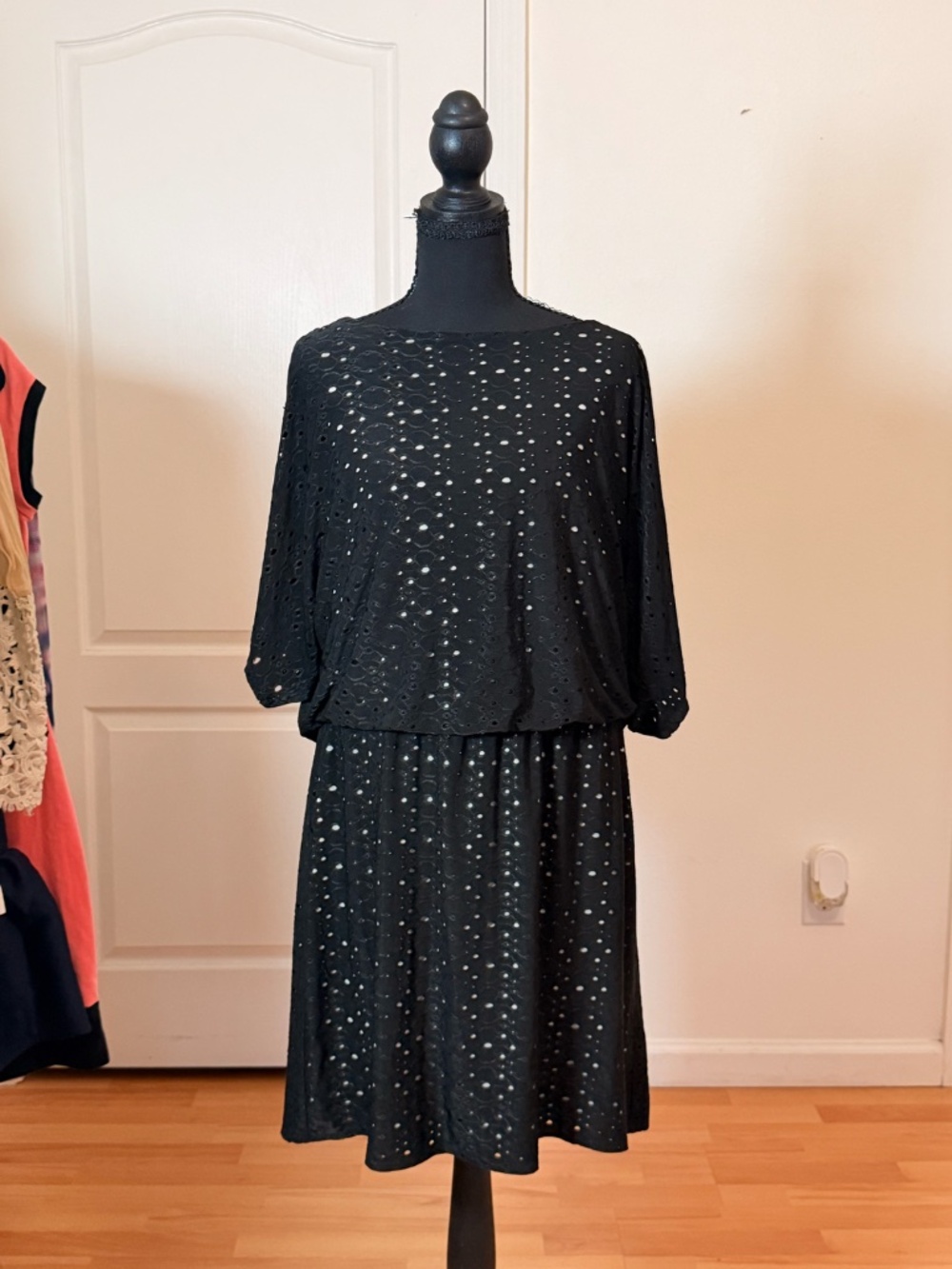 White House Black Market Cocktail Chic Eyelet Lace Blouson Dress Sz XL